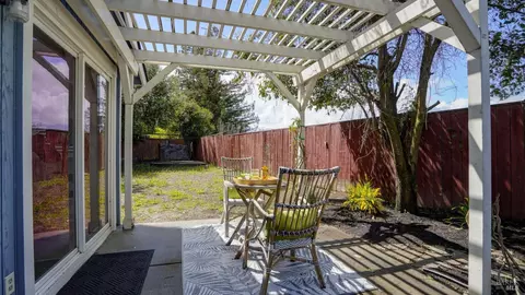 137 Compass Ct, Vallejo, CA 94590 photo 22