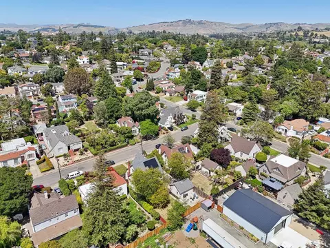 View/Area - 11 Hanns Ave, Vallejo, CA 94590 photo 6 of 14
