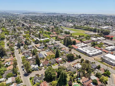 View/Area - 11 Hanns Ave, Vallejo, CA 94590 photo 10 of 14