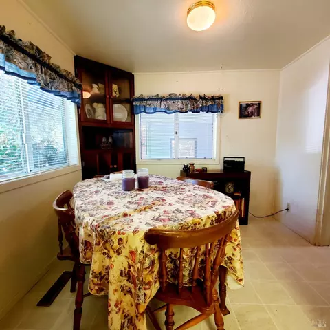 353 Raymond Ln, Willits, CA 95490 photo 12