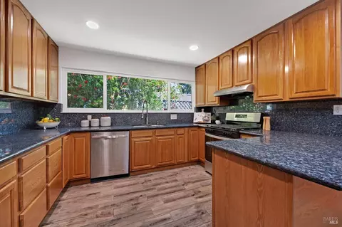 463 Maple Ave, Vallejo, CA 94591 photo 12