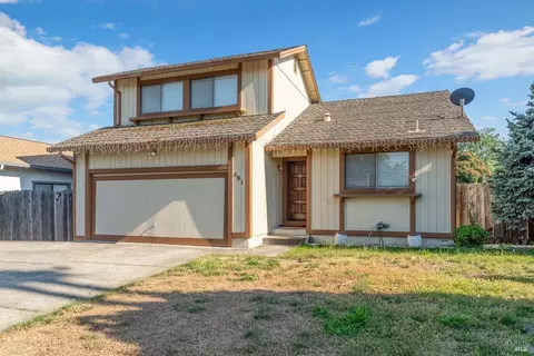 491 Sherry Dr, Ukiah, CA 95482 photo 2