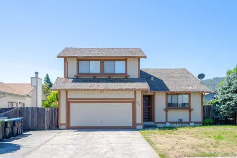491 Sherry Dr, Ukiah, CA 95482 photo 3
