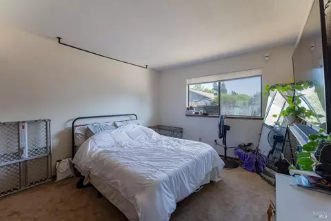 491 Sherry Dr, Ukiah, CA 95482 photo 10