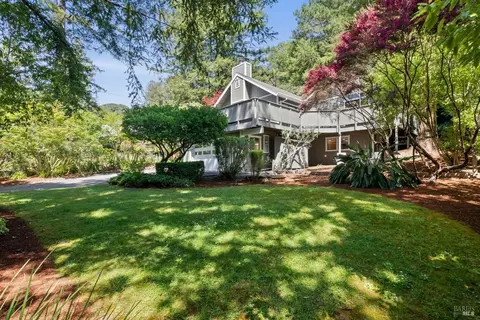 118 Cypress Ave, Kentfield, CA 94904