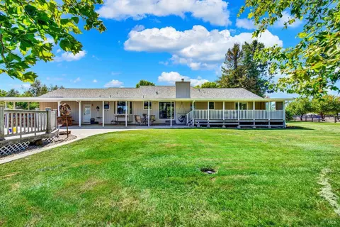 7704 Eddy Ln, Vacaville, CA 95688 photo 40