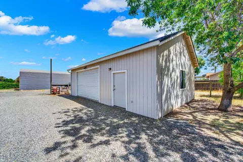 7704 Eddy Ln, Vacaville, CA 95688 photo 56