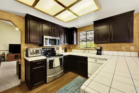7704 Eddy Ln, Vacaville, CA 95688 photo 28