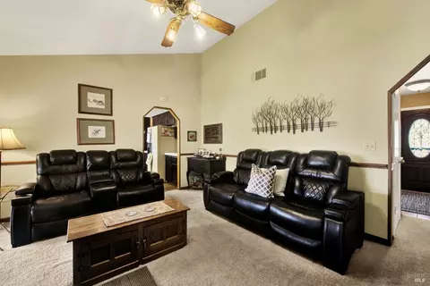 7704 Eddy Ln, Vacaville, CA 95688 photo 20