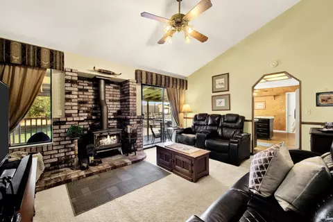 7704 Eddy Ln, Vacaville, CA 95688 photo 21