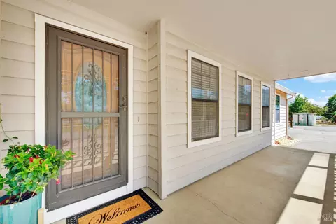 7704 Eddy Ln, Vacaville, CA 95688 photo 3