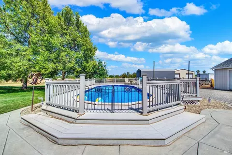7704 Eddy Ln, Vacaville, CA 95688 photo 48