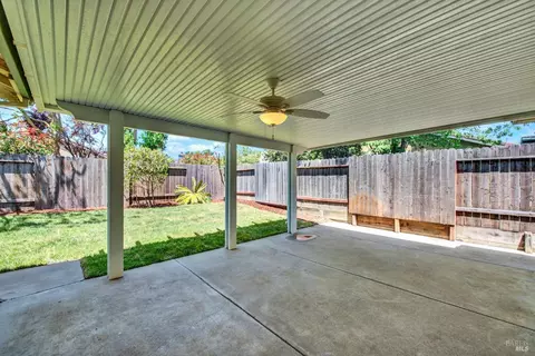 975 Regina Way, Dixon, CA 95620 photo 36