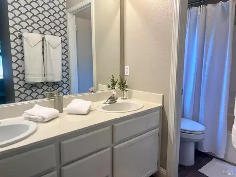 975 Regina Way, Dixon, CA 95620 photo 23