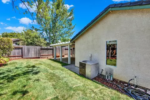 975 Regina Way, Dixon, CA 95620 photo 41