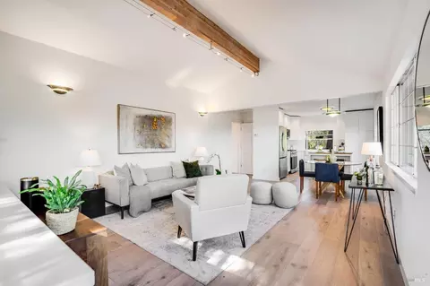 123 Spruce Rd, Fairfax, CA 94930 photo 2