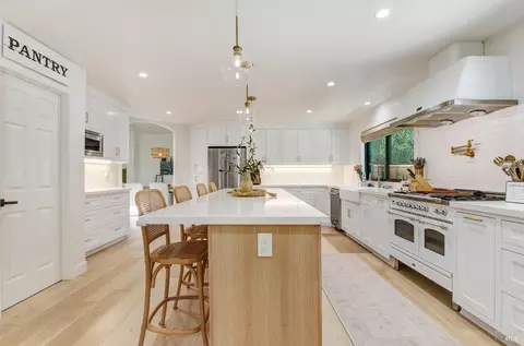 224 Silverado Springs Dr, Napa, CA 94558