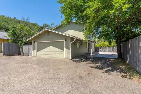 1342 Helen Ave, Ukiah, CA 95482