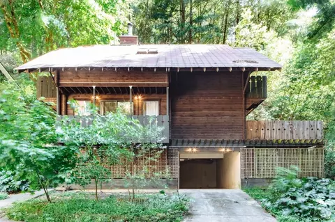14989 Merry Ln, Guerneville, CA 95446