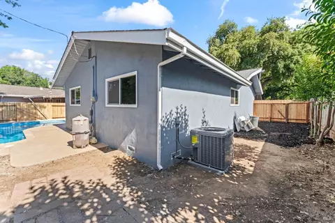 597 Elder St, Vacaville, CA 95688 photo 28
