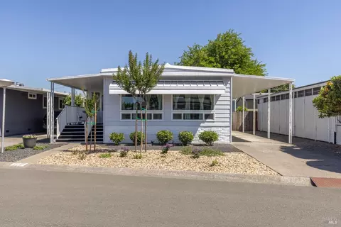 110 Champagne Dr, Yountville, CA 94599