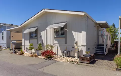 6700 Redwood Ave #38, Sebastopol, CA 95472