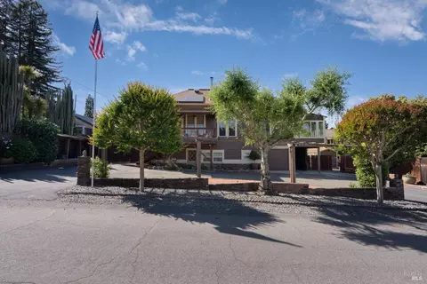 21436 Minnie St, Geyserville, CA 95441