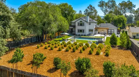 20525 Fifth St E, Sonoma, CA 95476 photo 47