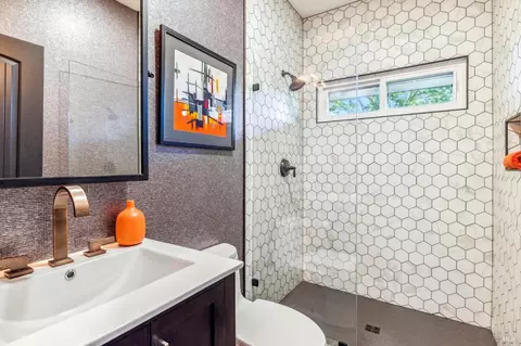 20525 Fifth St E, Sonoma, CA 95476 photo 32
