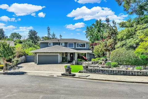 3469 Twin Oaks Ct, Napa, CA 94558