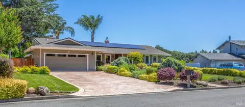 604 Cherry Ct, Fairfield, CA 94534 photo 2