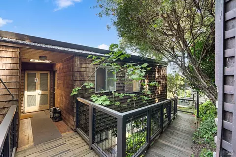 172 Bulkley Ave, Sausalito, CA 94965 photo 2