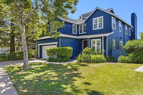 76 Waterside Cir, San Rafael, CA 94903