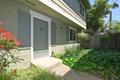 7 Parrott St, Vallejo, CA 94590 photo 4
