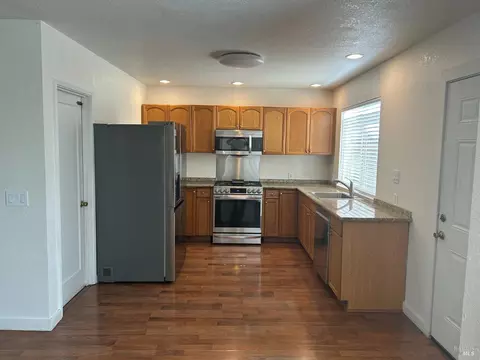 1160 Sherman St, Vallejo, CA 94591 photo 4