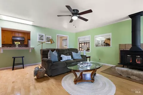 149 Meadowbrook Ct, Vallejo, CA 94591 photo 18