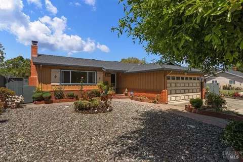 149 Meadowbrook Ct, Vallejo, CA 94591