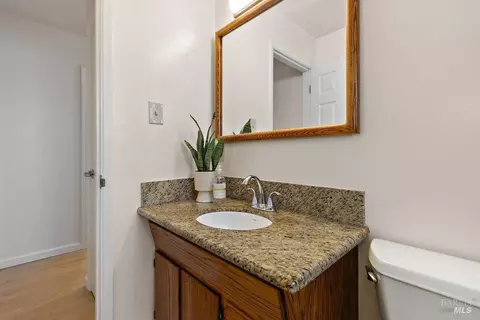 149 Meadowbrook Ct, Vallejo, CA 94591 photo 27