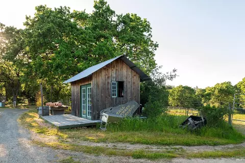 100 Sparkes Rd, Sebastopol, CA 95472 photo 12