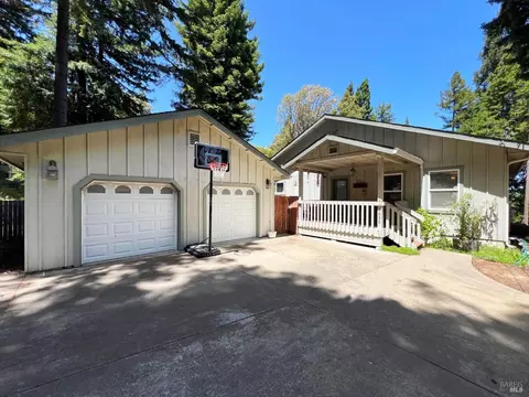 1636 Ponderosa Rd, Willits, CA 95490