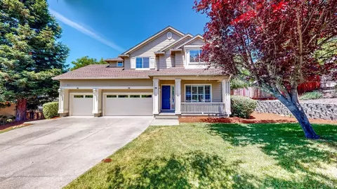 1440 Great Heron Dr, Santa Rosa, CA 95409