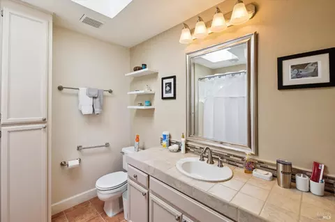 4 Shoal Dr E, Vallejo, CA 94591 photo 26