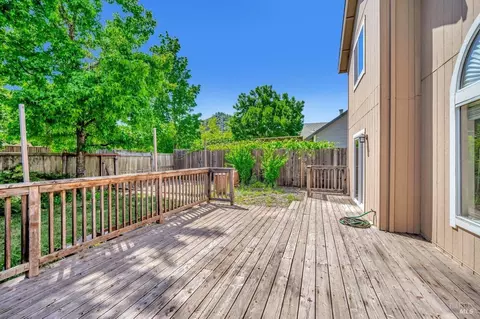 129 William Cir, Cloverdale, CA 95425 photo 35