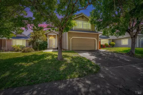 129 William Cir, Cloverdale, CA 95425 photo 2