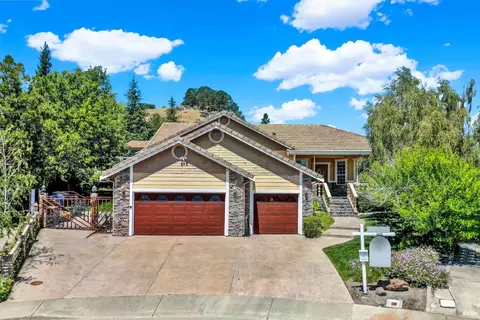 512 Baywood Ct, Vacaville, CA 95688