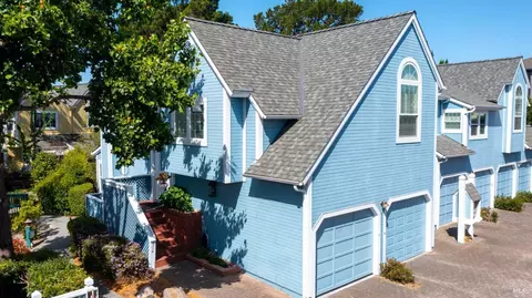 314 Marina Village Way, Benicia, CA 94510