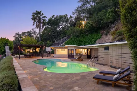 17720 High Rd, Sonoma, CA 95476