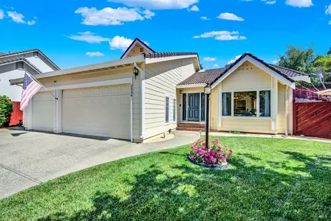 2534 Cotswold Hill Dr, Fairfield, CA 94534