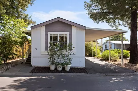 102 Petaluma Way, Petaluma, CA 94954