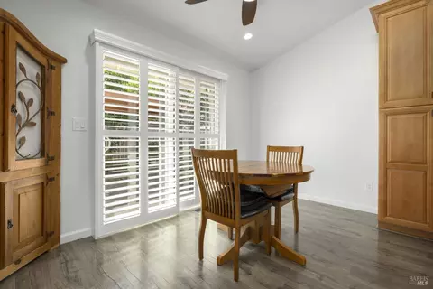 1911 Commons Ct, Windsor, CA 95492 photo 11